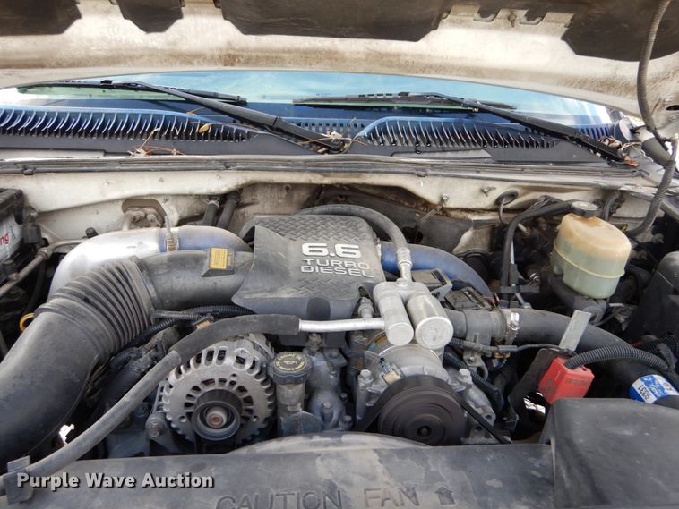 image for item DH2215 2001 Chevrolet 3500 Crew Cab flatbed pickup truck