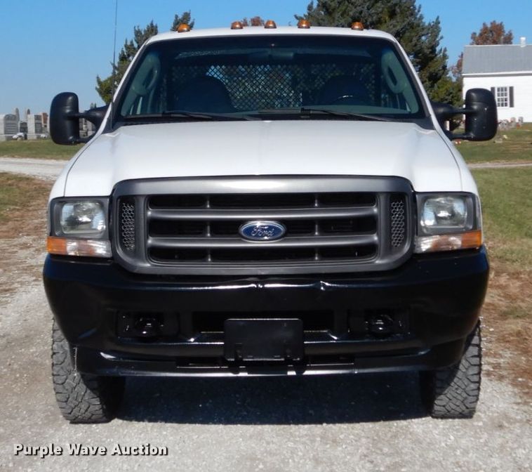 image for item DH2235 2003 Ford F350 Super Duty utility bed pickup truck