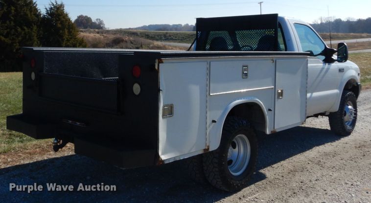 image for item DH2235 2003 Ford F350 Super Duty utility bed pickup truck