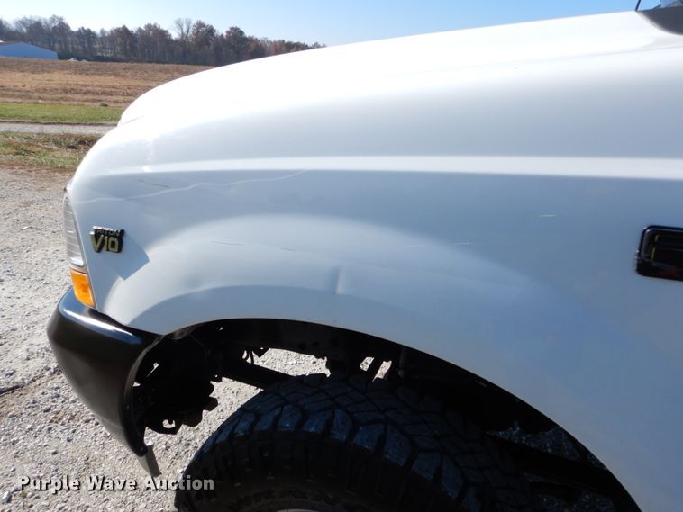 image for item DH2235 2003 Ford F350 Super Duty utility bed pickup truck