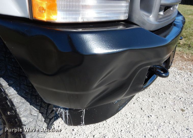 image for item DH2235 2003 Ford F350 Super Duty utility bed pickup truck