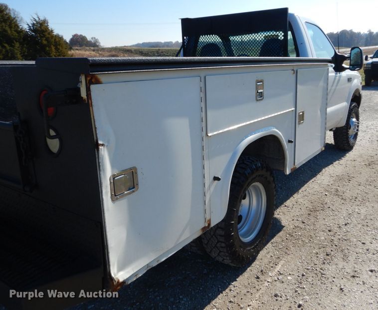 image for item DH2235 2003 Ford F350 Super Duty utility bed pickup truck
