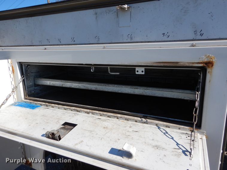 image for item DH2235 2003 Ford F350 Super Duty utility bed pickup truck