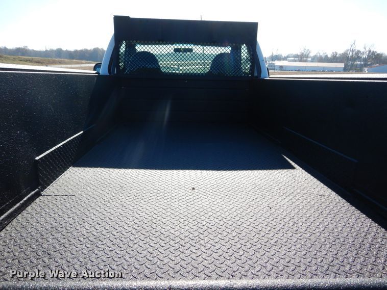 image for item DH2235 2003 Ford F350 Super Duty utility bed pickup truck