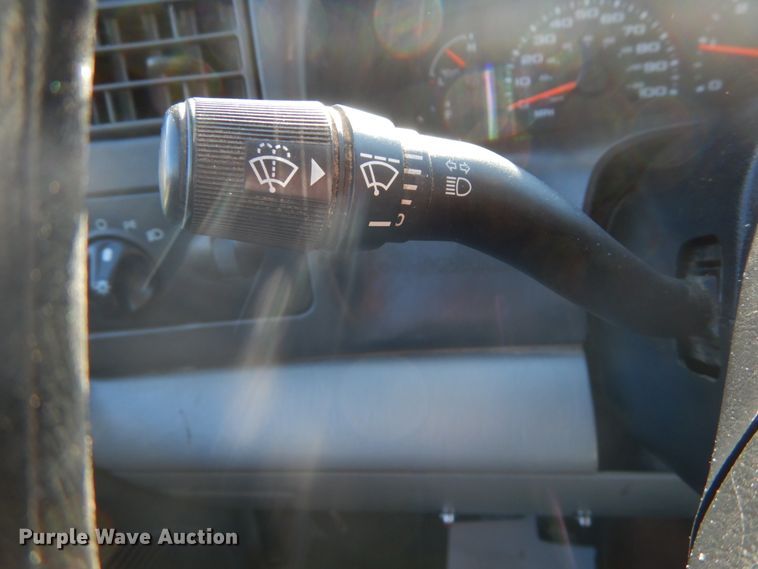 image for item DH2235 2003 Ford F350 Super Duty utility bed pickup truck