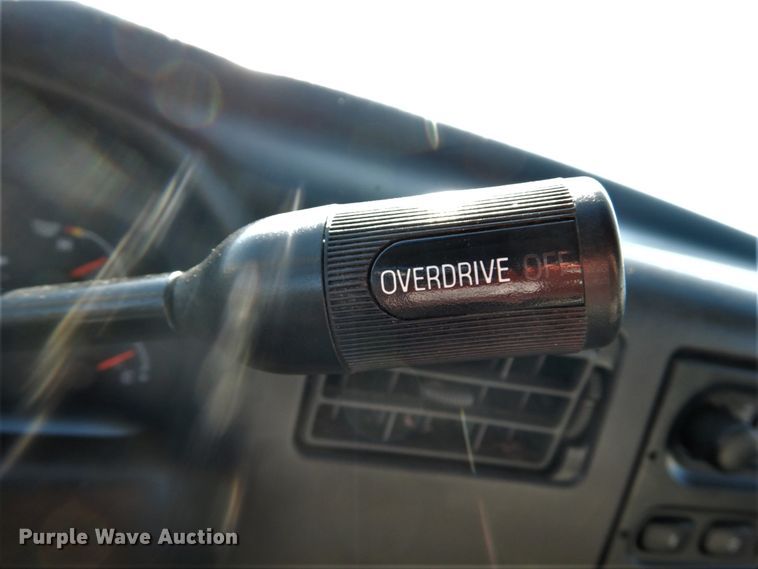 image for item DH2235 2003 Ford F350 Super Duty utility bed pickup truck