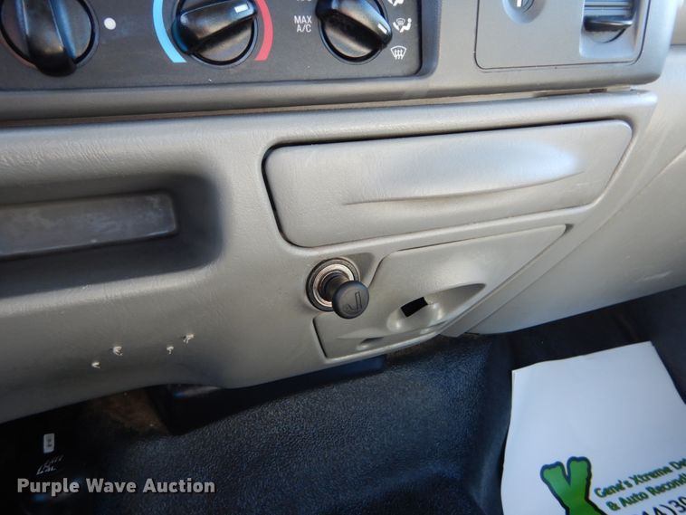 image for item DH2235 2003 Ford F350 Super Duty utility bed pickup truck