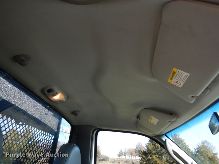 image for item DH2235 2003 Ford F350 Super Duty utility bed pickup truck