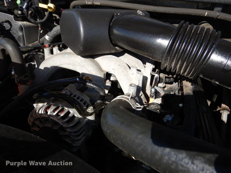 image for item DH2235 2003 Ford F350 Super Duty utility bed pickup truck