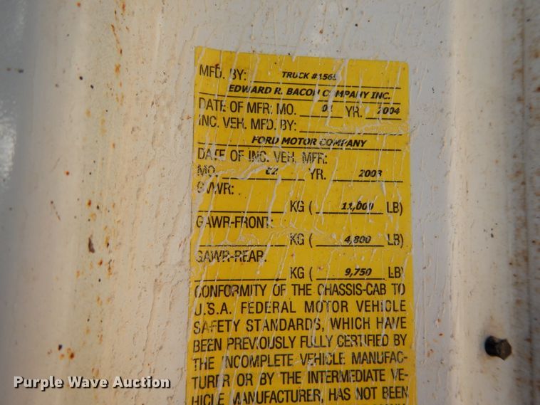 image for item DH2235 2003 Ford F350 Super Duty utility bed pickup truck