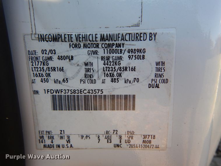 image for item DH2235 2003 Ford F350 Super Duty utility bed pickup truck