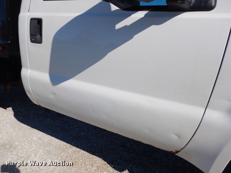 image for item DH2238 2008 Ford F350 Super Duty flatbed pickup truck