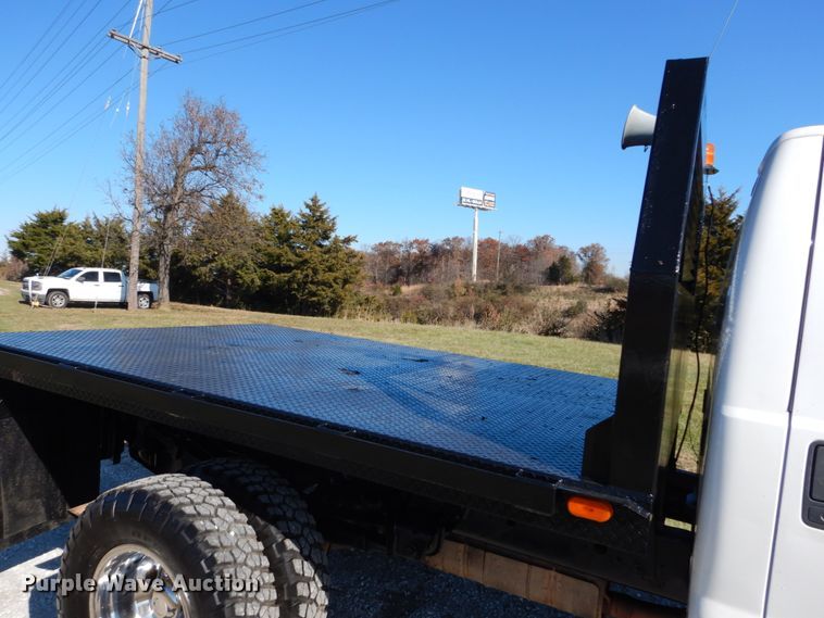 image for item DH2238 2008 Ford F350 Super Duty flatbed pickup truck