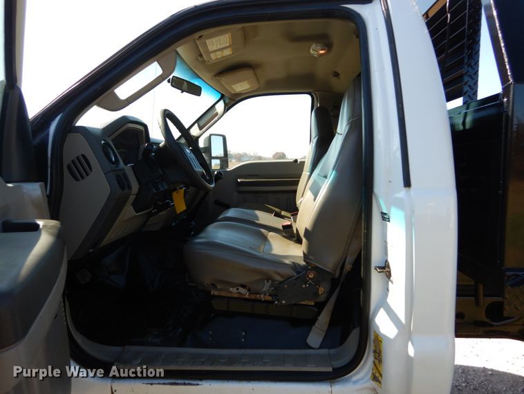image for item DH2238 2008 Ford F350 Super Duty flatbed pickup truck