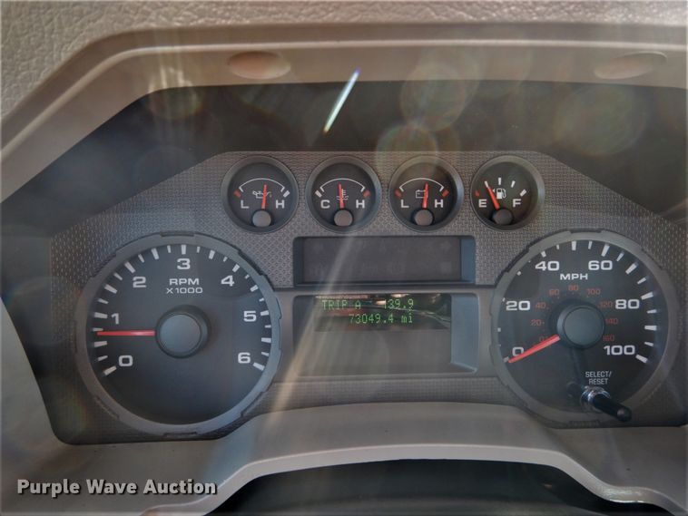 image for item DH2238 2008 Ford F350 Super Duty flatbed pickup truck