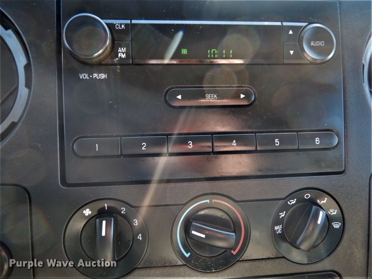 image for item DH2238 2008 Ford F350 Super Duty flatbed pickup truck