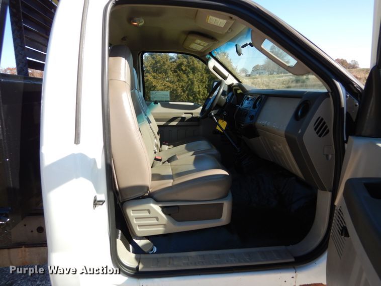 image for item DH2238 2008 Ford F350 Super Duty flatbed pickup truck