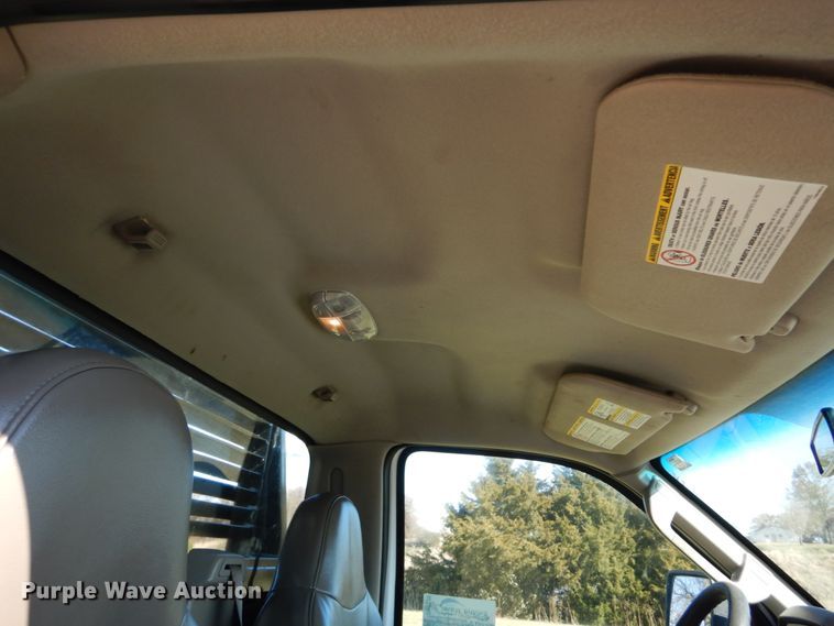 image for item DH2238 2008 Ford F350 Super Duty flatbed pickup truck