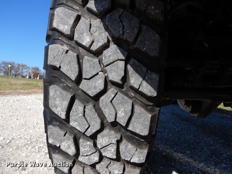 image for item DH2238 2008 Ford F350 Super Duty flatbed pickup truck