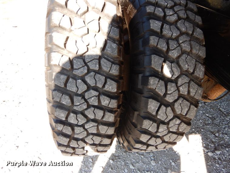 image for item DH2238 2008 Ford F350 Super Duty flatbed pickup truck