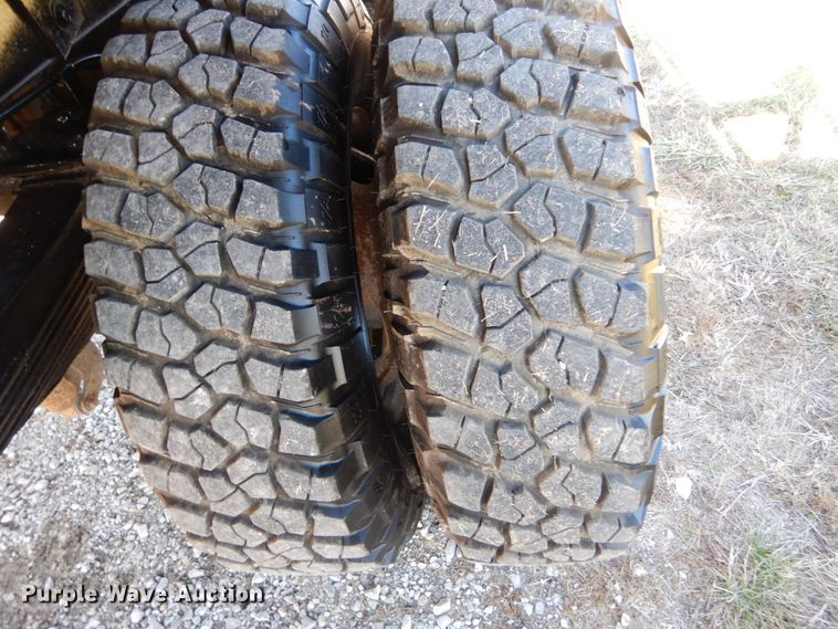 image for item DH2238 2008 Ford F350 Super Duty flatbed pickup truck