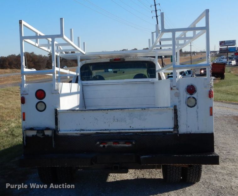 image for item DH2244 2005 Ford F350 Super Duty Crew Cab utility bed pickup truck