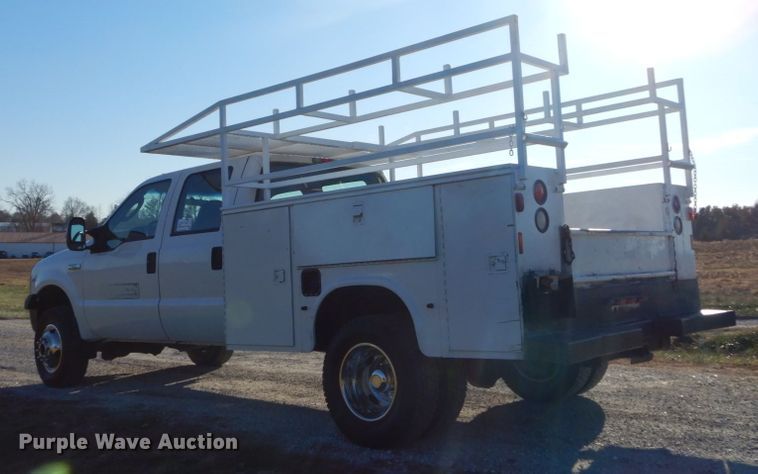 image for item DH2244 2005 Ford F350 Super Duty Crew Cab utility bed pickup truck