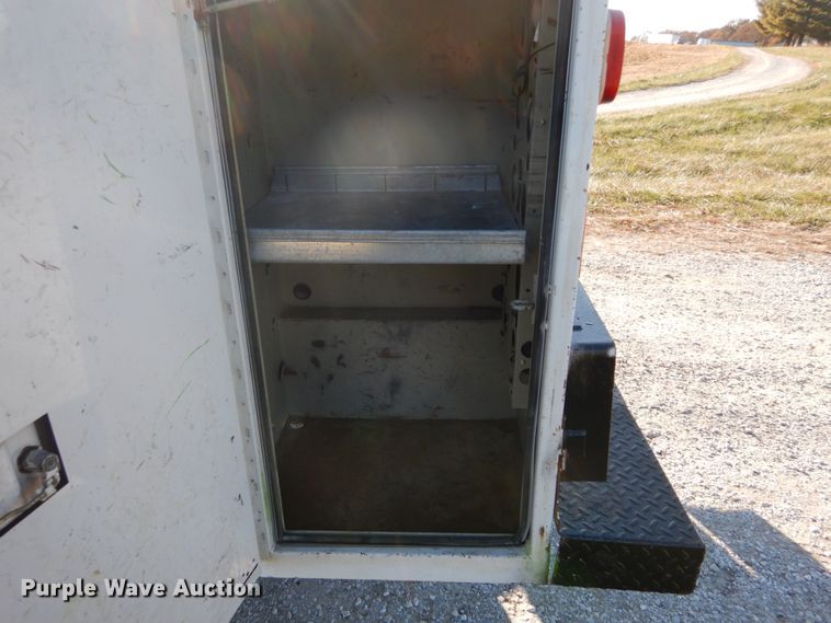 image for item DH2244 2005 Ford F350 Super Duty Crew Cab utility bed pickup truck