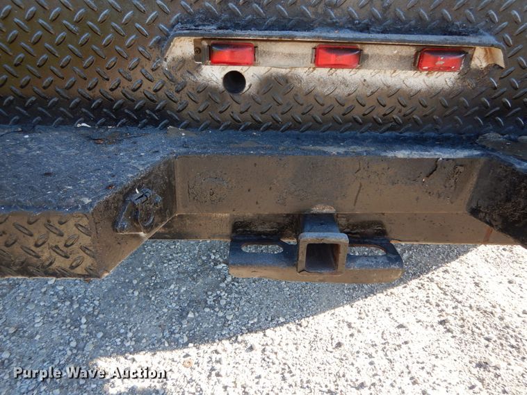 image for item DH2244 2005 Ford F350 Super Duty Crew Cab utility bed pickup truck