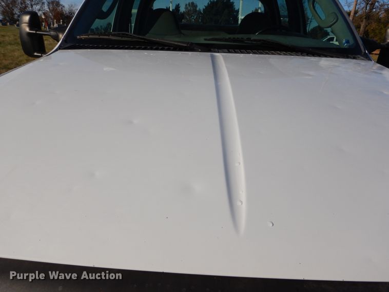 image for item DH2244 2005 Ford F350 Super Duty Crew Cab utility bed pickup truck