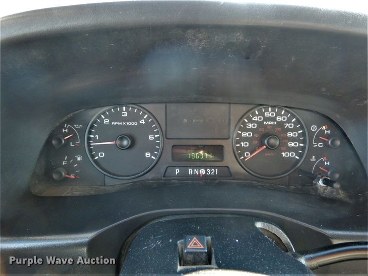 image for item DH2244 2005 Ford F350 Super Duty Crew Cab utility bed pickup truck