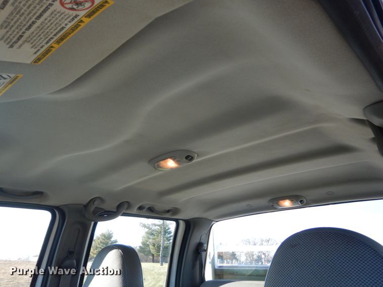 image for item DH2244 2005 Ford F350 Super Duty Crew Cab utility bed pickup truck