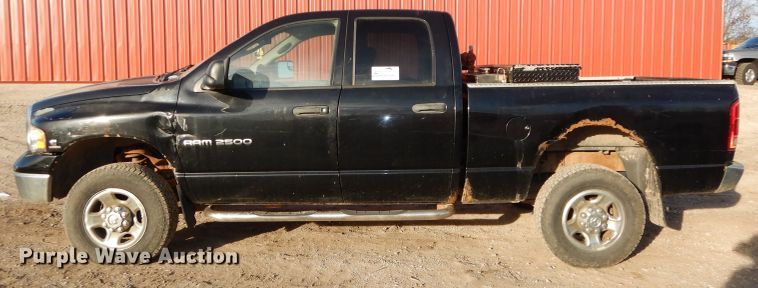 image for item DH2712 2004 Dodge Ram 2500 Quad Cab pickup truck