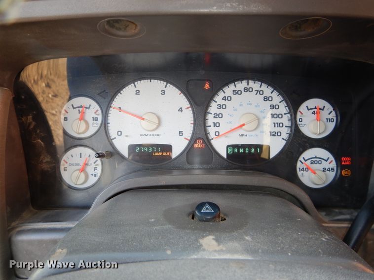 image for item DH2712 2004 Dodge Ram 2500 Quad Cab pickup truck