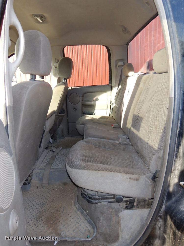 image for item DH2712 2004 Dodge Ram 2500 Quad Cab pickup truck
