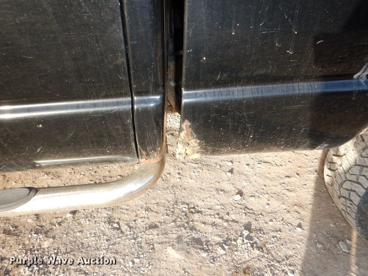 image for item DH2712 2004 Dodge Ram 2500 Quad Cab pickup truck