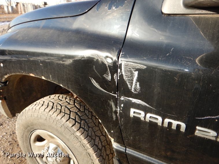 image for item DH2712 2004 Dodge Ram 2500 Quad Cab pickup truck