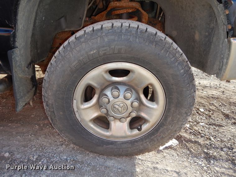 image for item DH2712 2004 Dodge Ram 2500 Quad Cab pickup truck