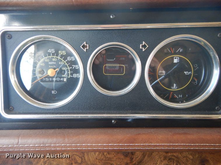 image for item DH2733 1985 Chevrolet Allegro RV