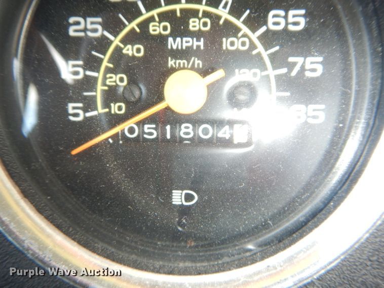 image for item DH2733 1985 Chevrolet Allegro RV