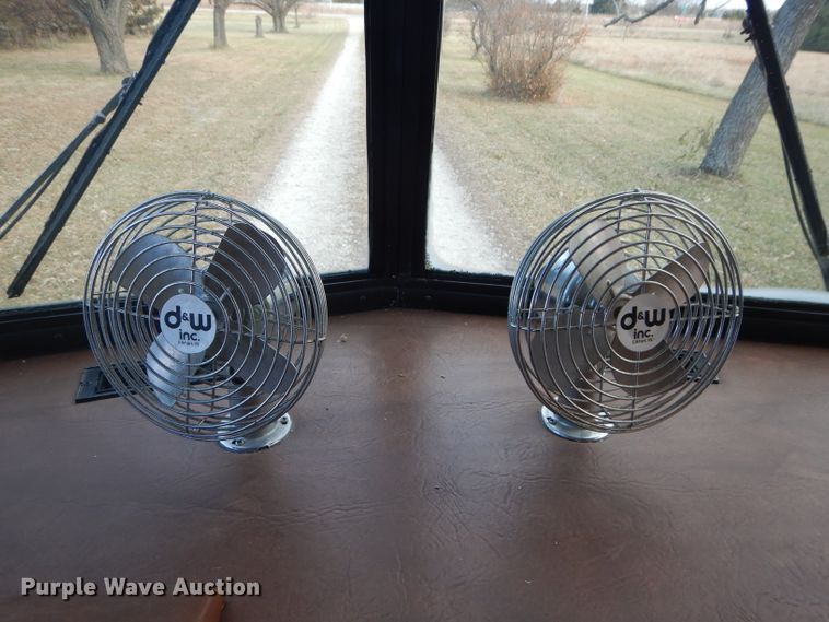 image for item DH2733 1985 Chevrolet Allegro RV