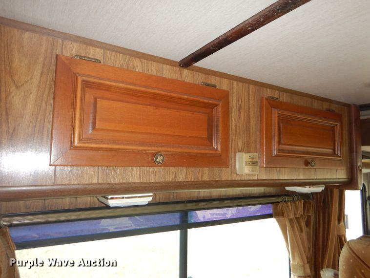 image for item DH2733 1985 Chevrolet Allegro RV