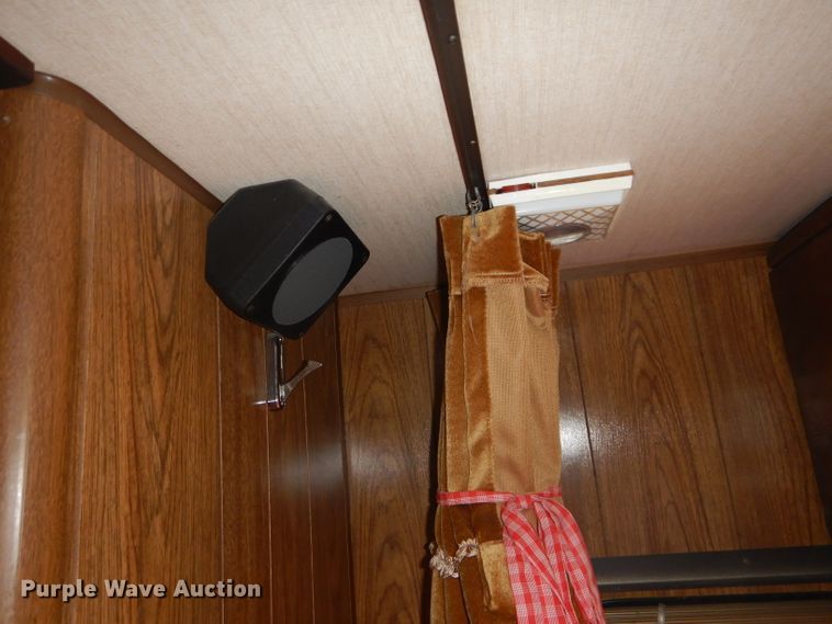 image for item DH2733 1985 Chevrolet Allegro RV