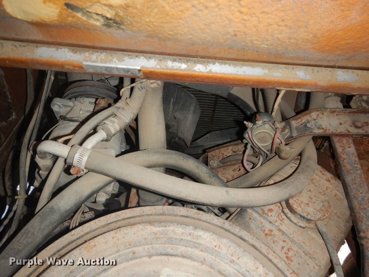 image for item DH2733 1985 Chevrolet Allegro RV