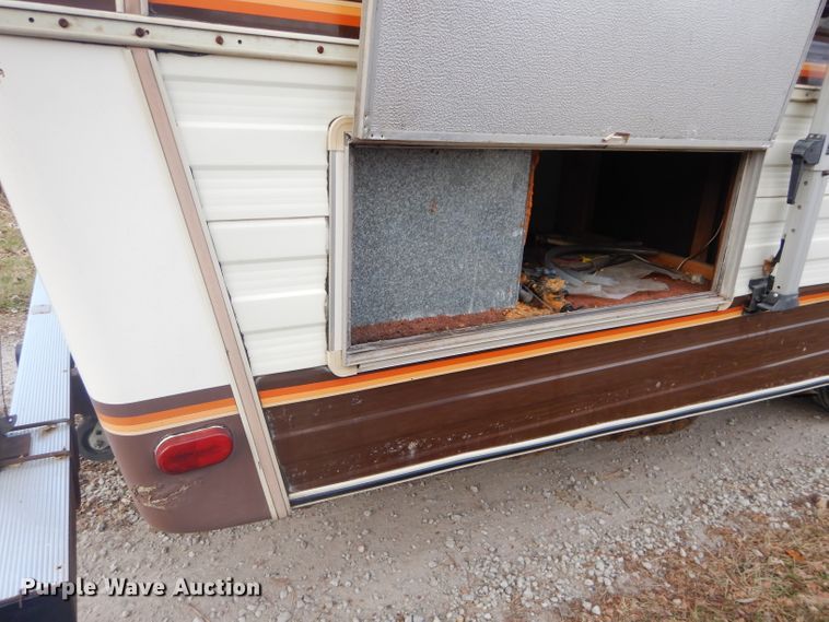 image for item DH2733 1985 Chevrolet Allegro RV