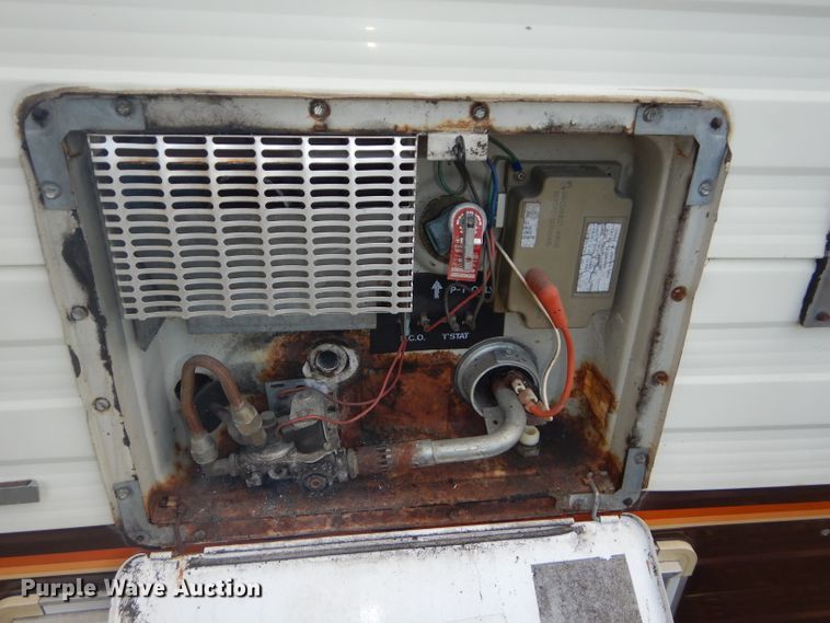 image for item DH2733 1985 Chevrolet Allegro RV