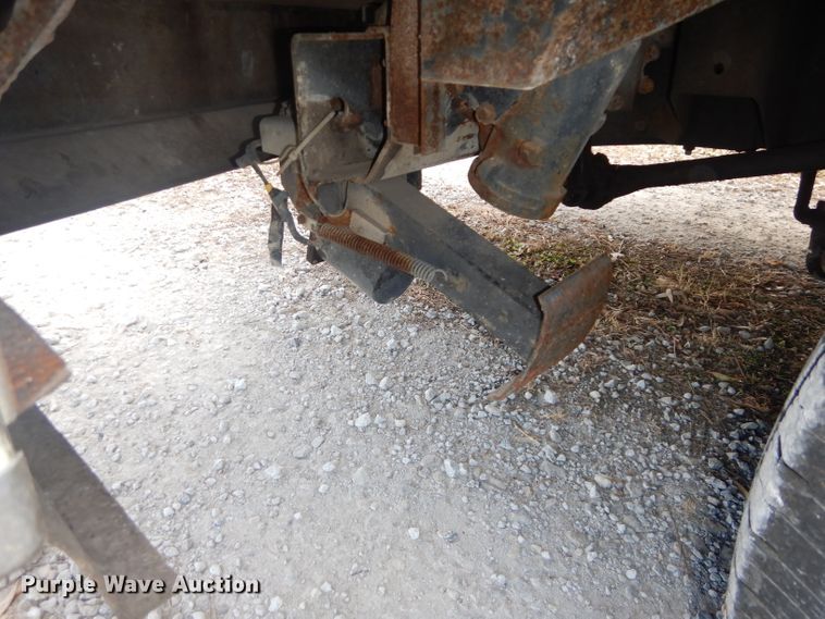 image for item DH2733 1985 Chevrolet Allegro RV