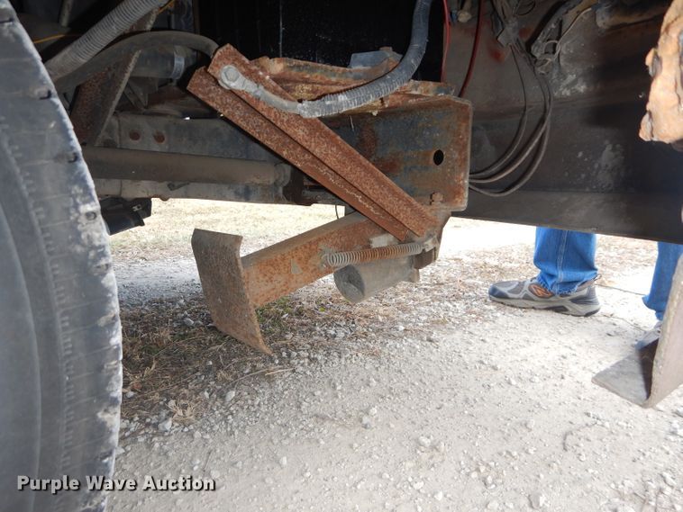 image for item DH2733 1985 Chevrolet Allegro RV