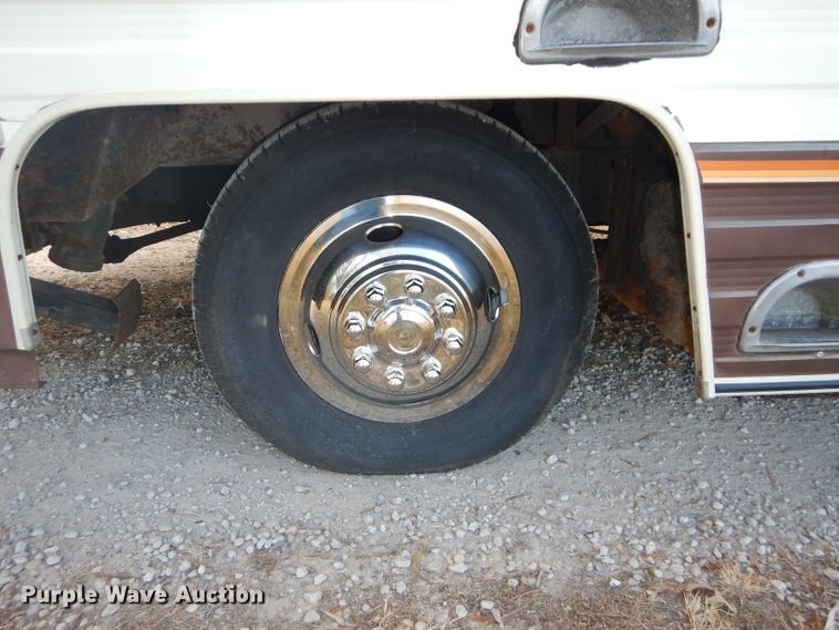 image for item DH2733 1985 Chevrolet Allegro RV