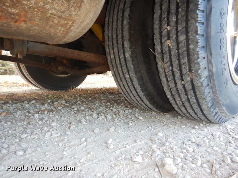 image for item DH2733 1985 Chevrolet Allegro RV